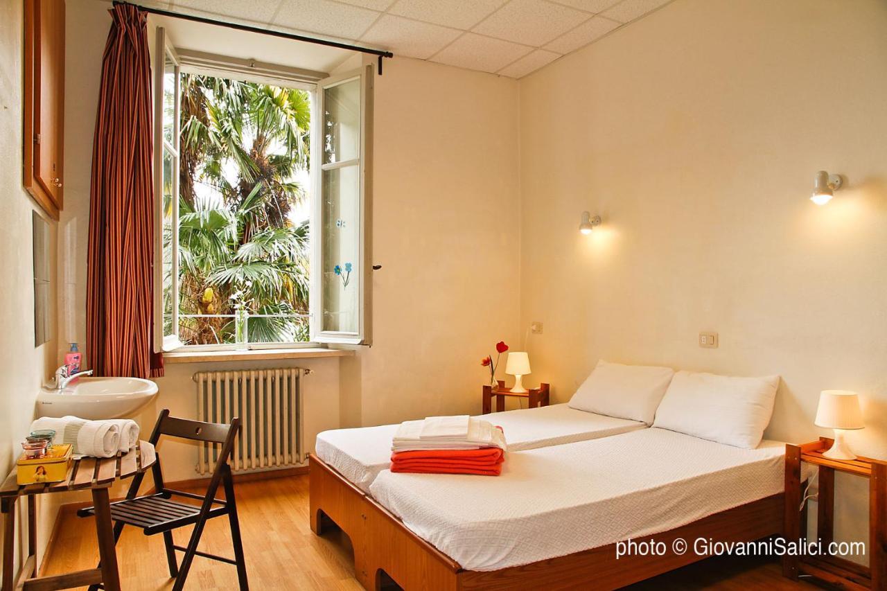 Santangela Hostel & Rooms Менаджо Экстерьер фото